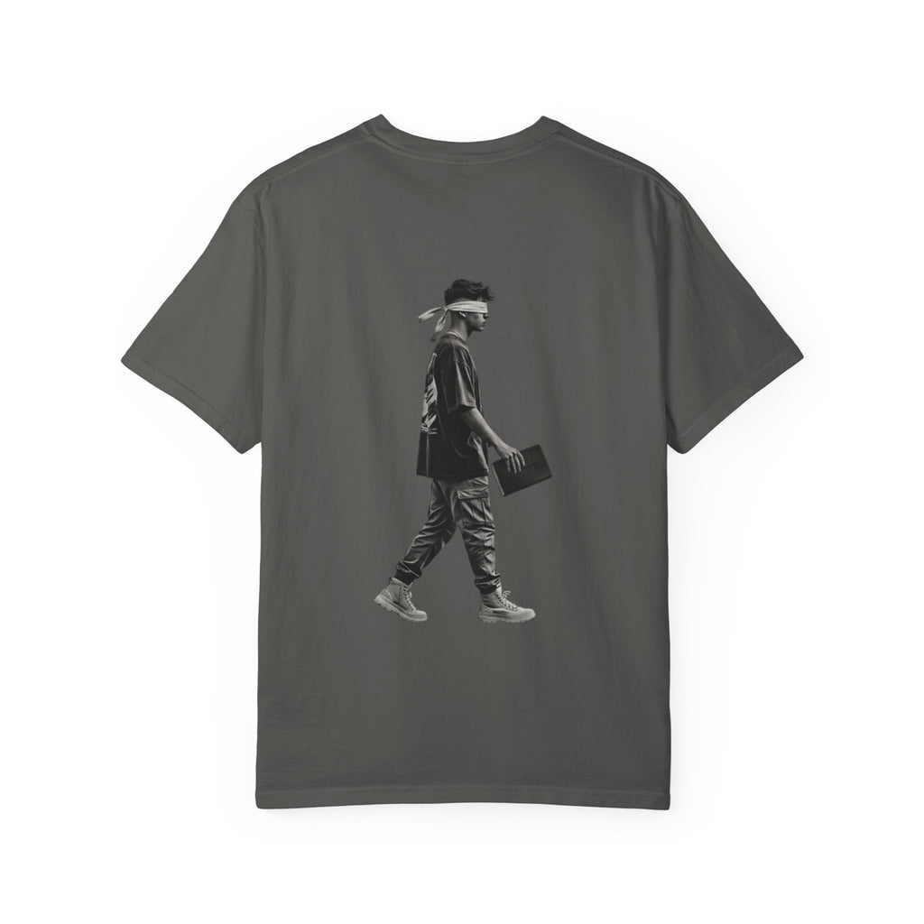 2 Corinthians 5:7 T‑Shirt — Faith Typography Tee with Walking Figure Back
